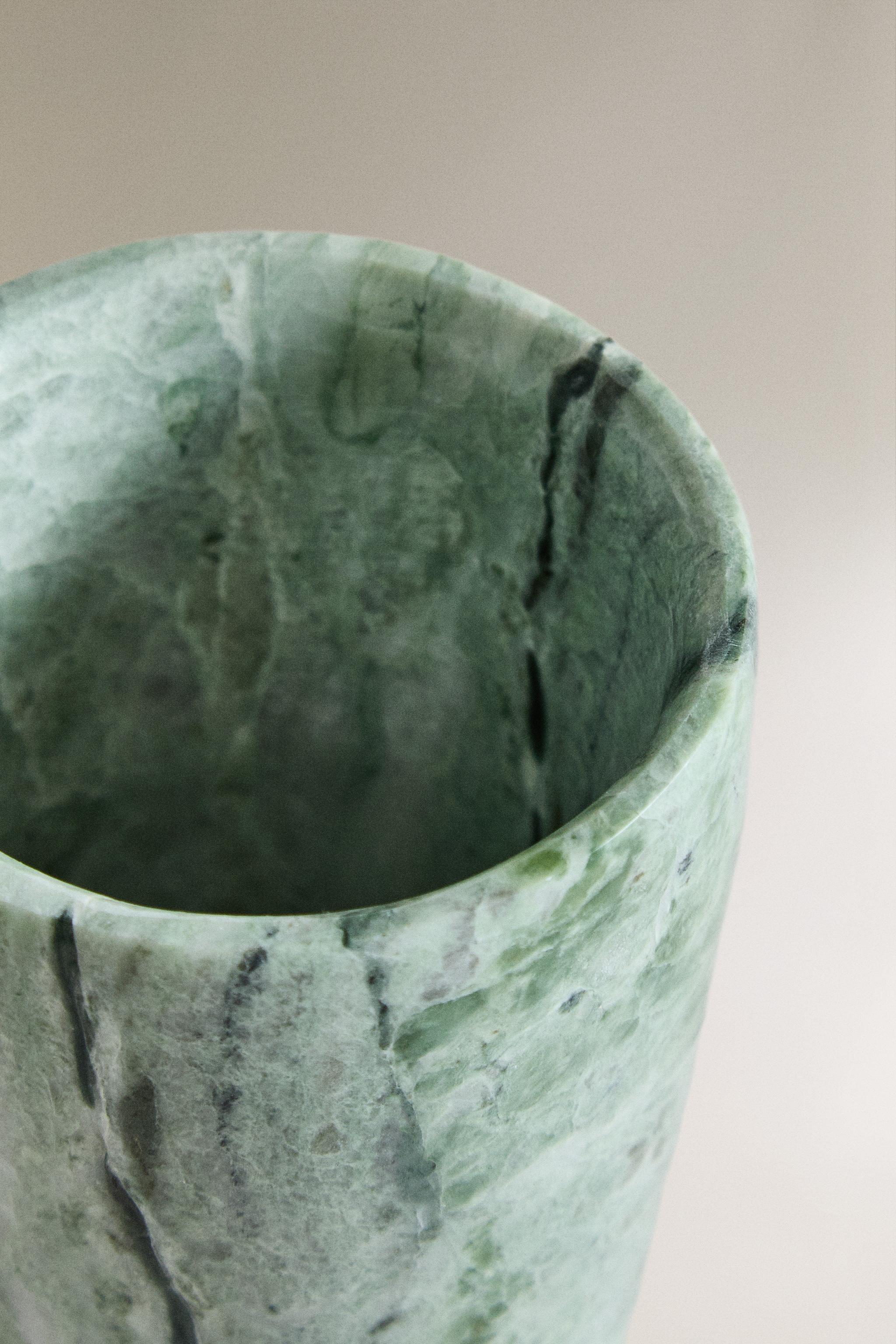 GREEN MARBLE TOOTHBRUSH HOLDER